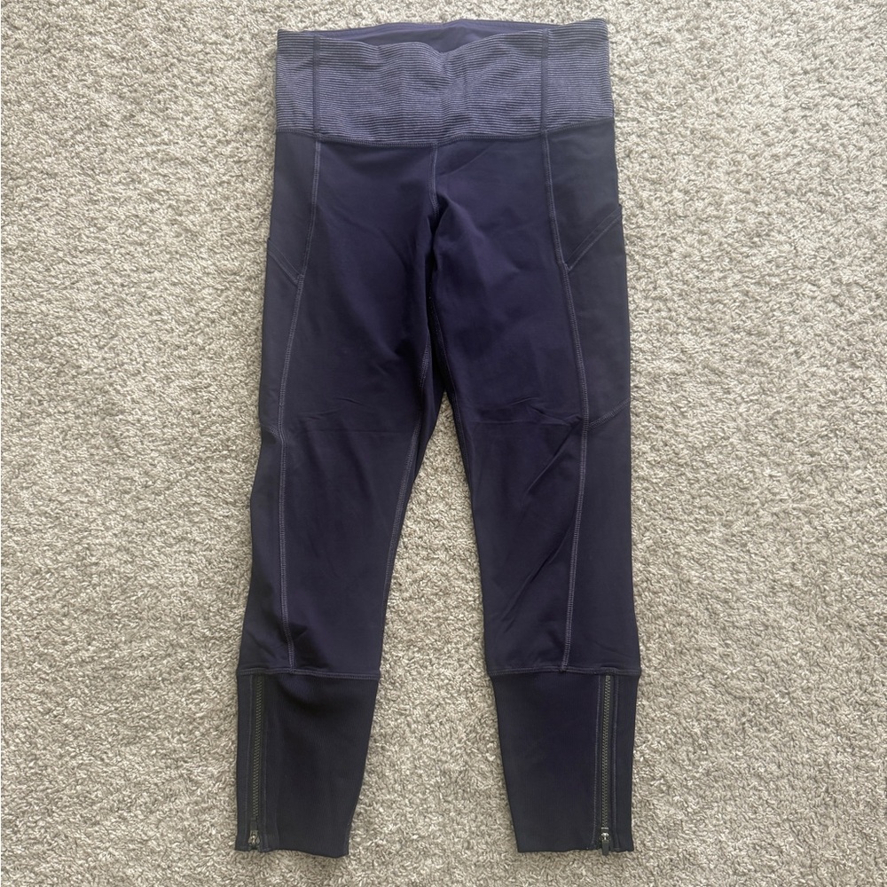 Unique Lululemon Purple Leggings with side pockets size 6